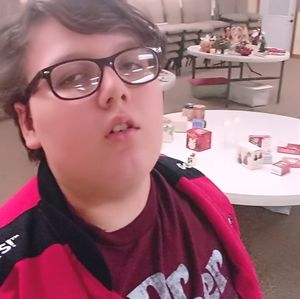 Meet your Posher, Glenn